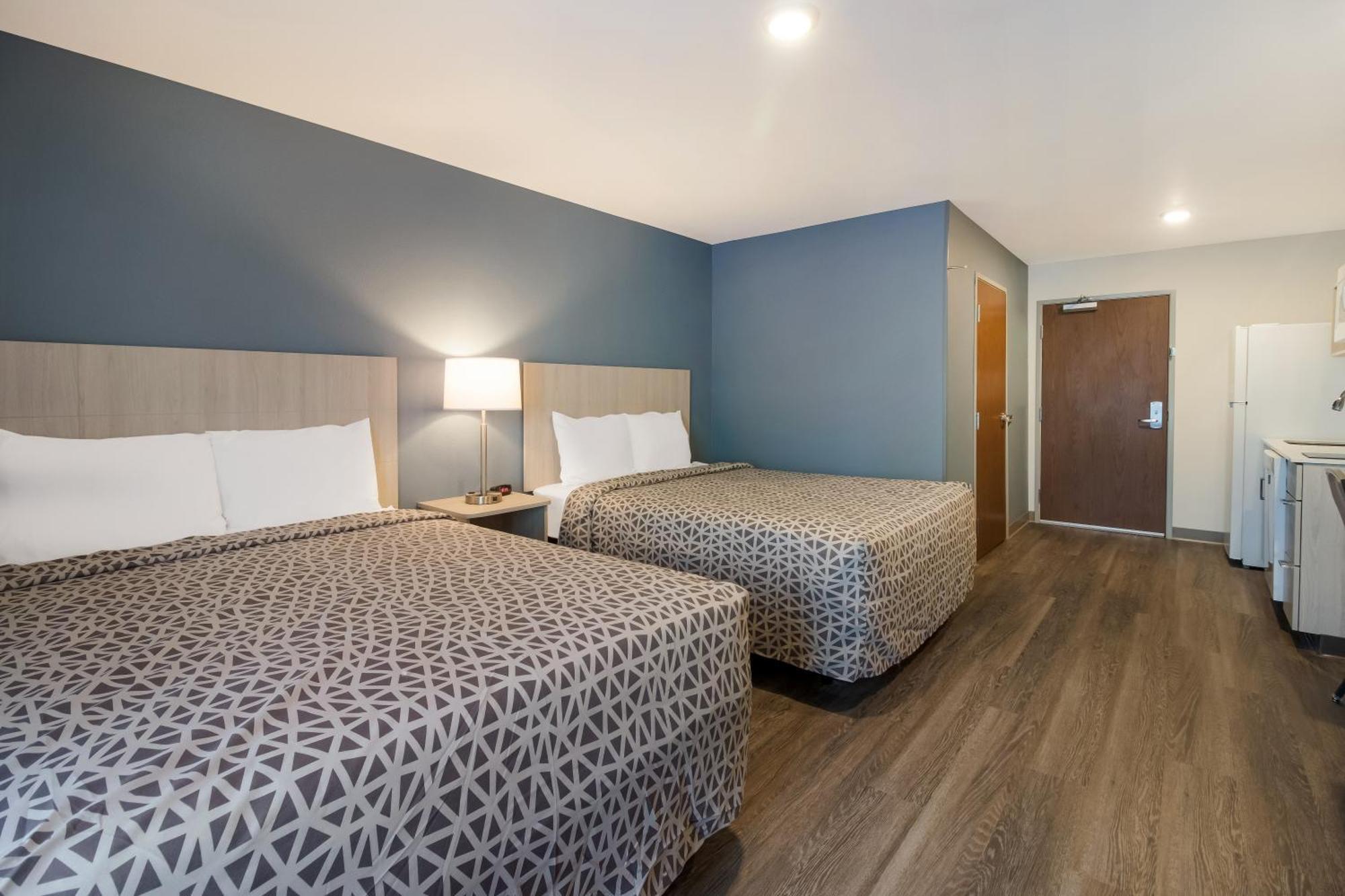 Woodspring Suites Charlotte Airport Exterior photo